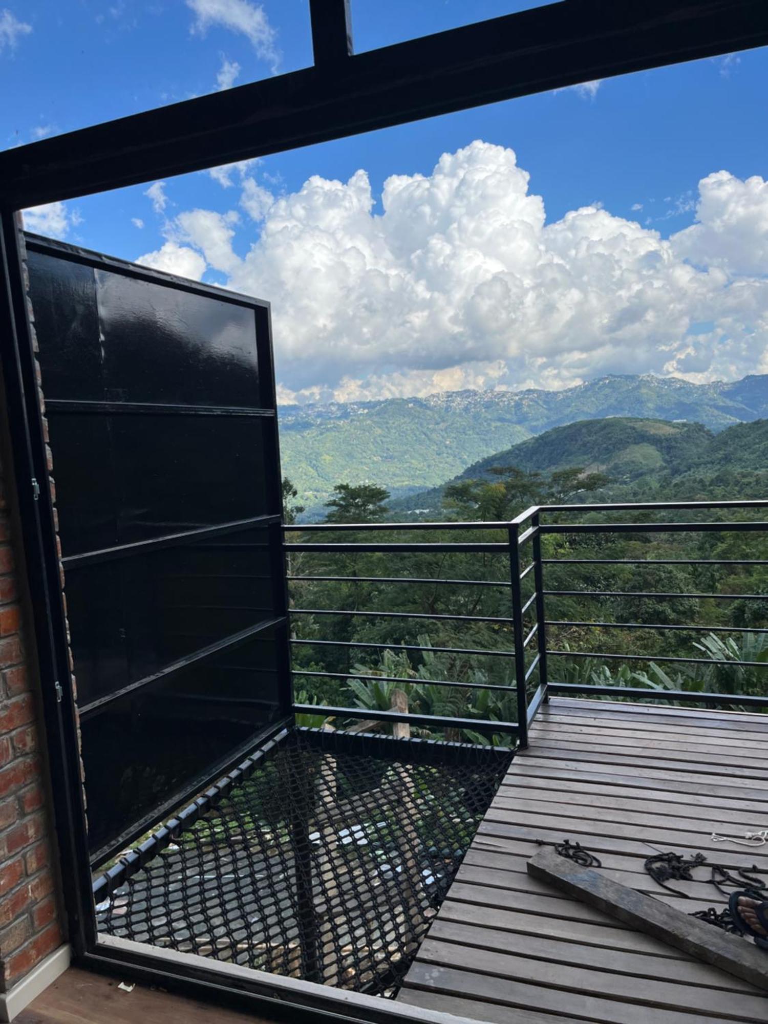 Cave Hill By Ferns Hotel Āīzawl Buitenkant foto