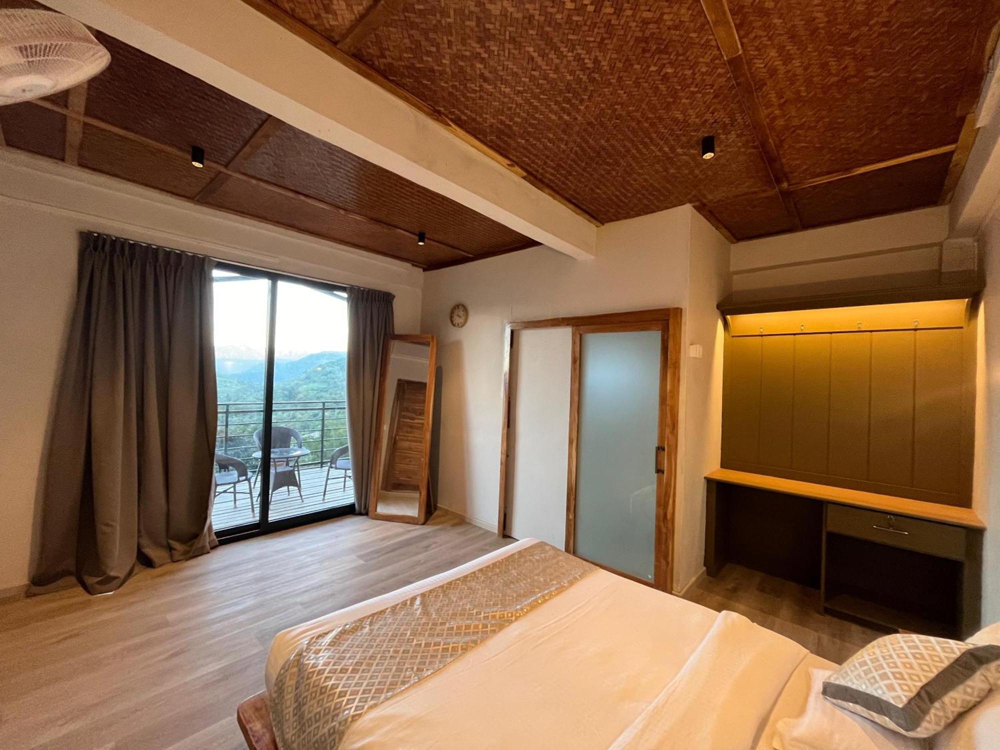 Cave Hill By Ferns Hotel Āīzawl Buitenkant foto