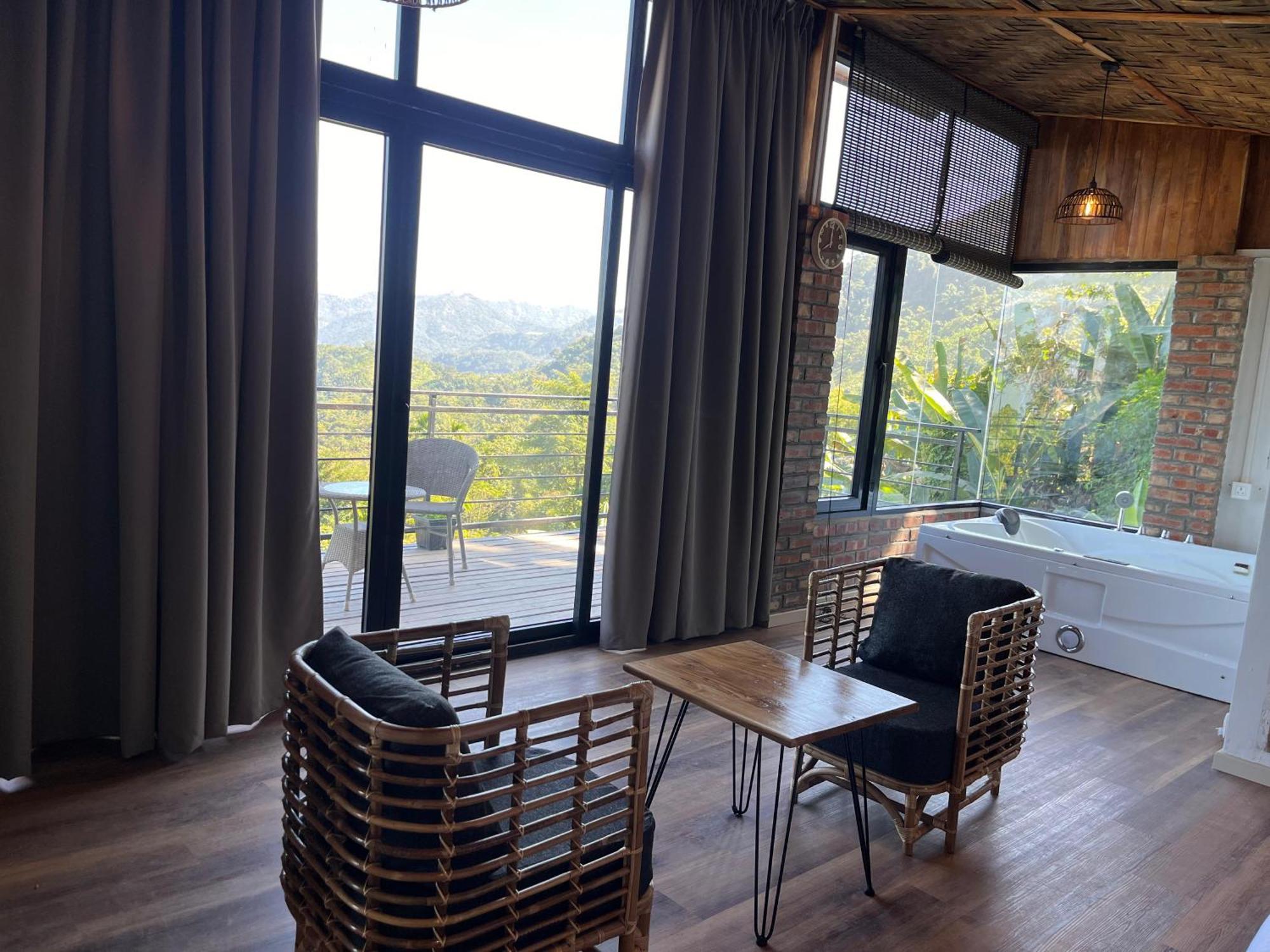 Cave Hill By Ferns Hotel Āīzawl Buitenkant foto